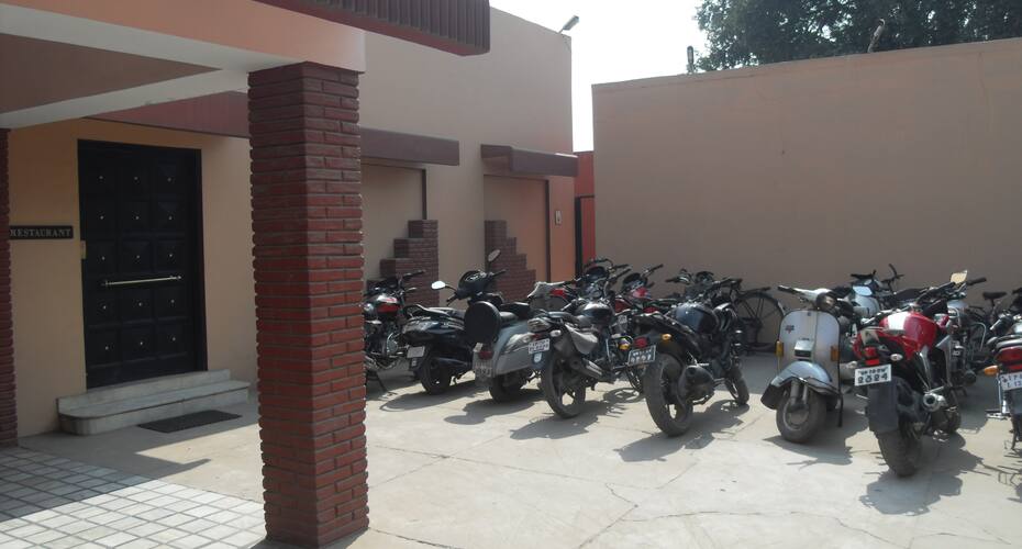 Hotel Kohinoor, Allahabad 3